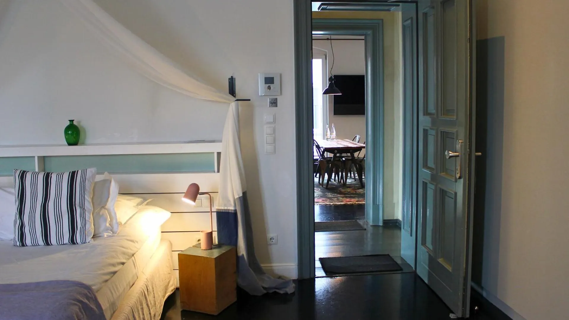 Gorki Apartments Berlin 5*,